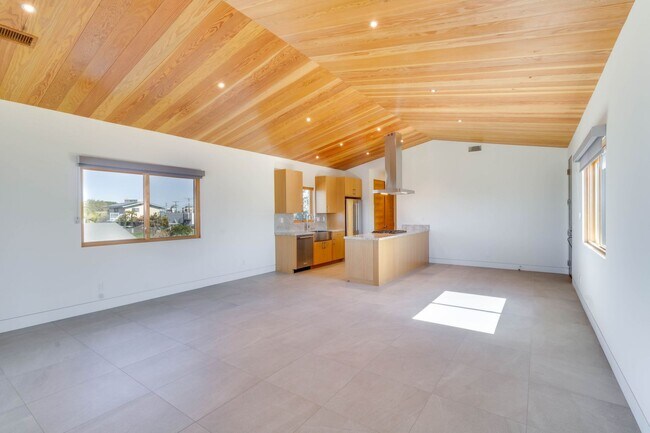 Foto del edificio - Ultra Luxury Guest House w/Private 200sf B...