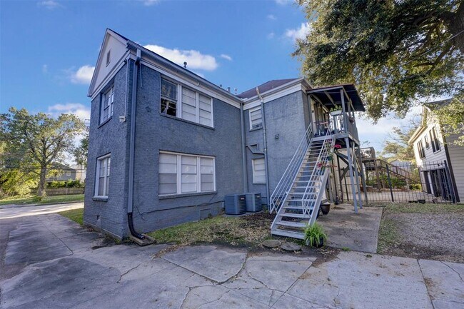 Building Photo - 1950 W Dallas St
