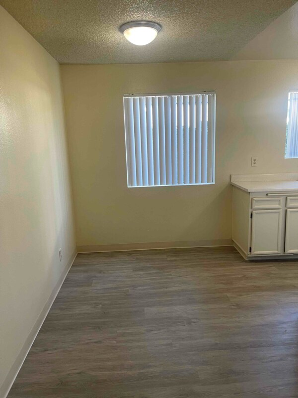 Building Photo - 344 S Willie James Jones Ave
