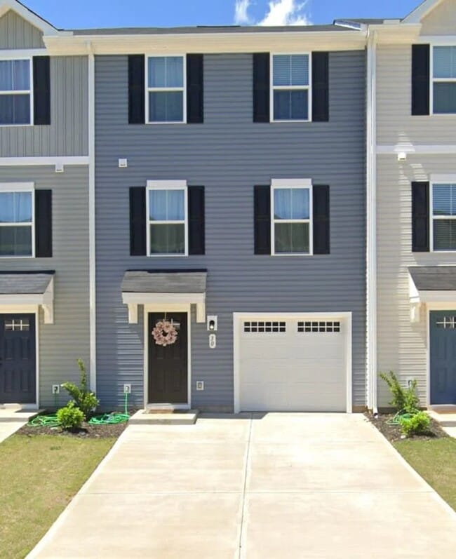 Photo - 30 High Pne Trl Townhome