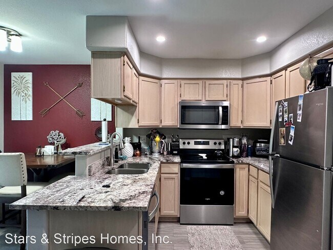 Building Photo - 2 br, 2.5 bath House - 11921 E. Tennessee ...