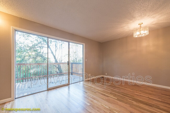 Building Photo - 12025 SW 64th Ave