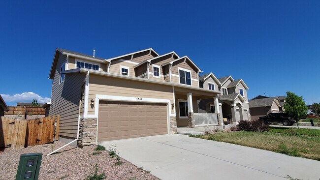 Foto del edificio - $2576, 5 Br/4 BA Stunning house for rent in Colorado Springs
