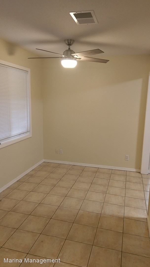 Foto del edificio - 3 br, 1 bath House - 131 W Carolyn Drive