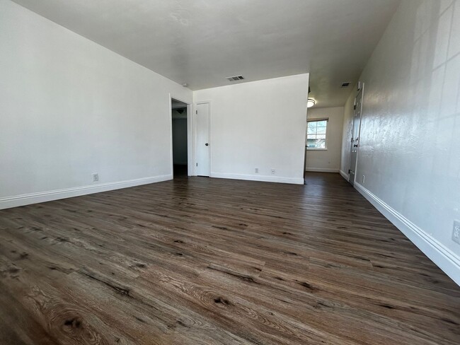 Building Photo - Coming Soon!