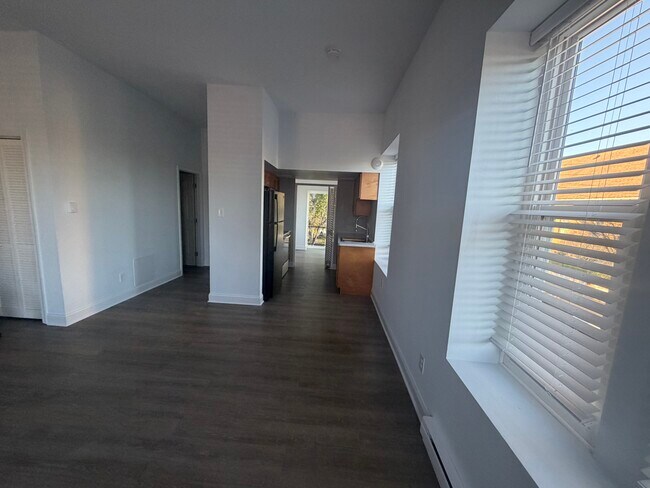 Foto del edificio - 723 Ridge Ave