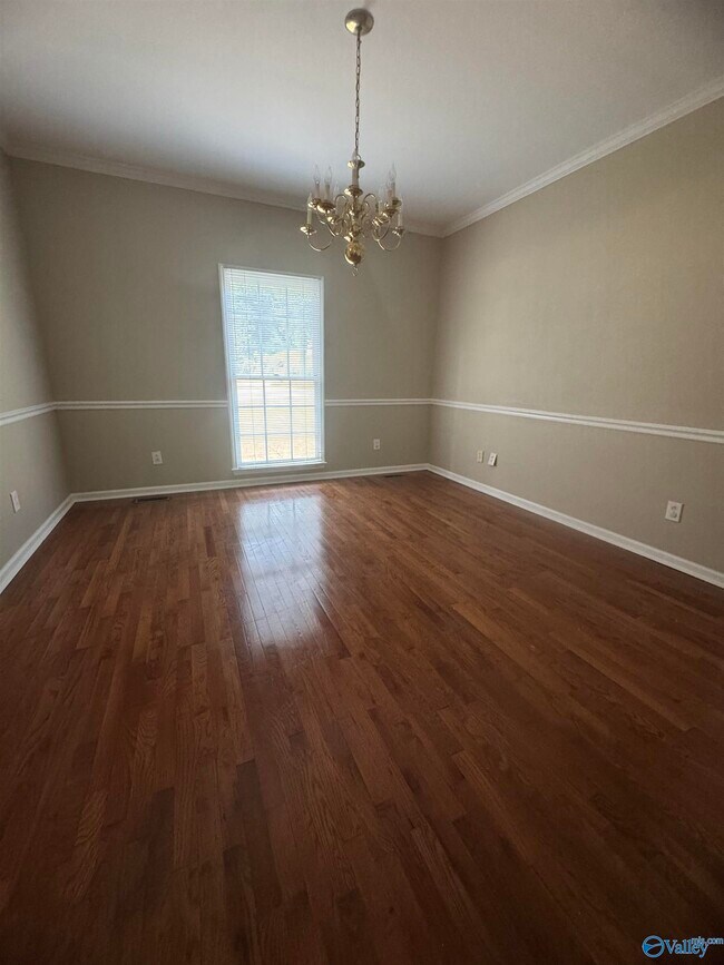 Building Photo - 109 Simmons Dr