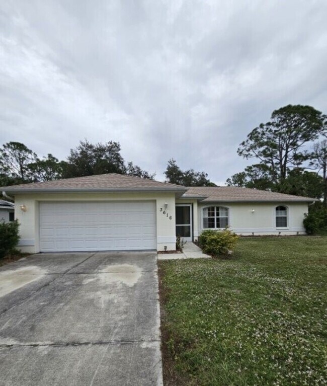 Foto del edificio - 3616 Spinner Ave