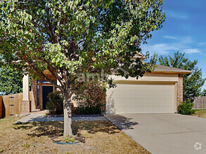 Building Photo - 713 San Felipe Trl