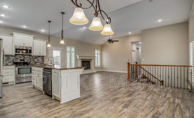 Building Photo - 11917 S Eagle Crest Dr