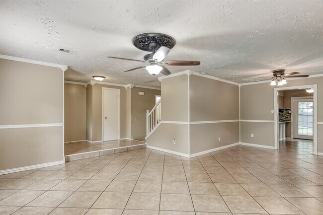 Foto del edificio - 45 Coralberry Rd