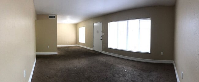 Photo - Green Tee - # 323 House