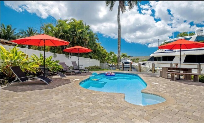 2690 Marathon Ln photo'