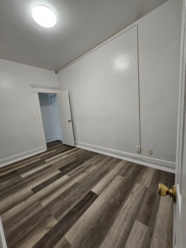 Bedroom which has closet - 3720 27th St