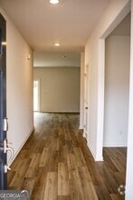 Building Photo - 386 Red Dragon Dr