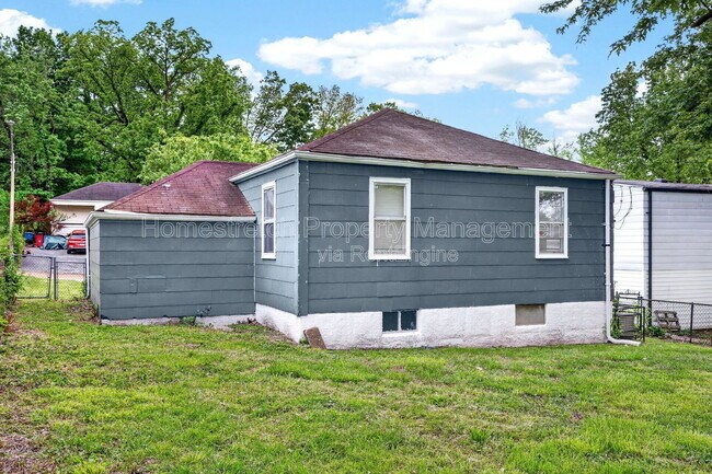 Foto del edificio - 7431 Esterbrook Dr