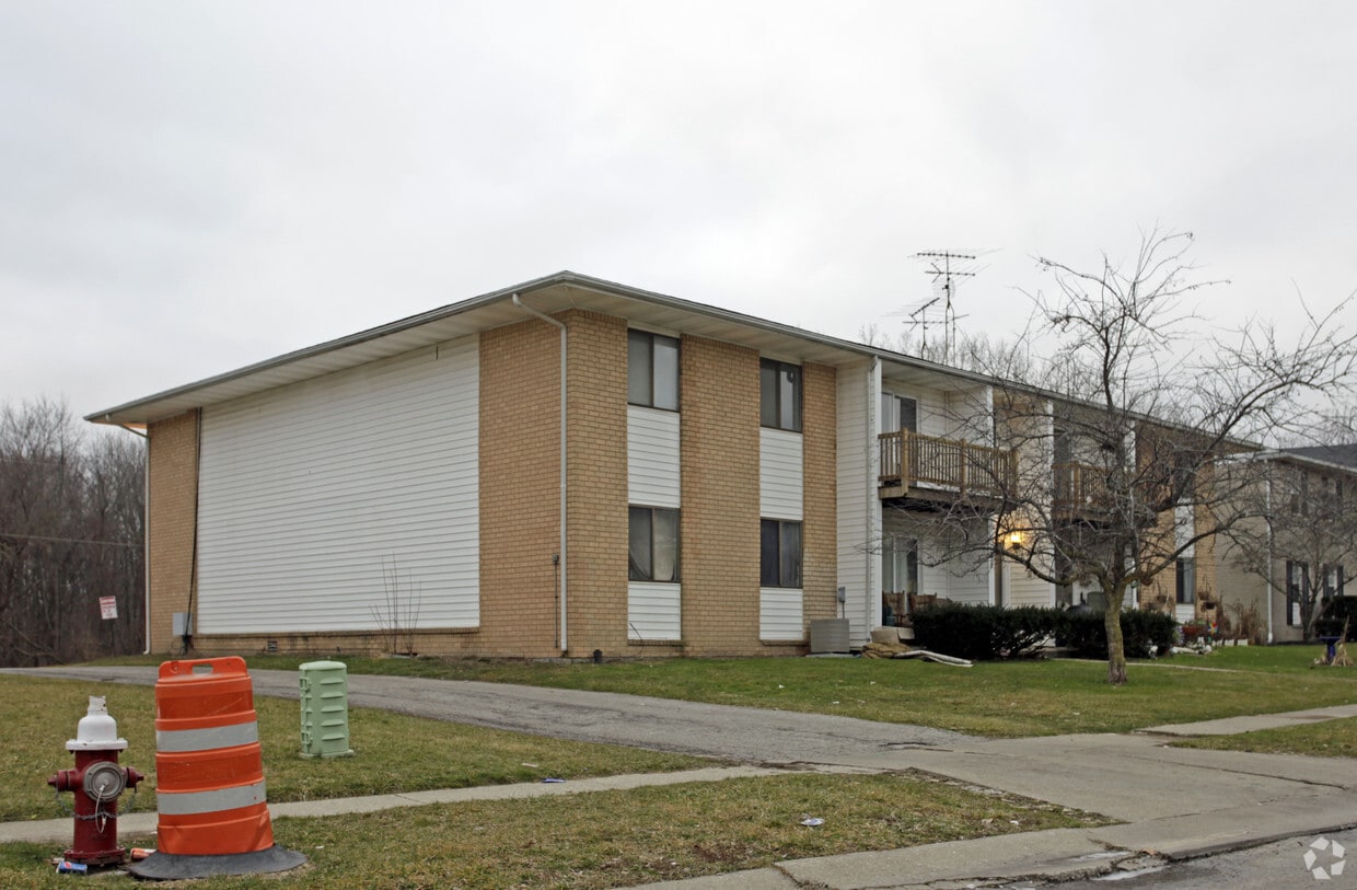 1357 Brooke Park Dr, Toledo, OH 43612 Apartments Toledo, OH