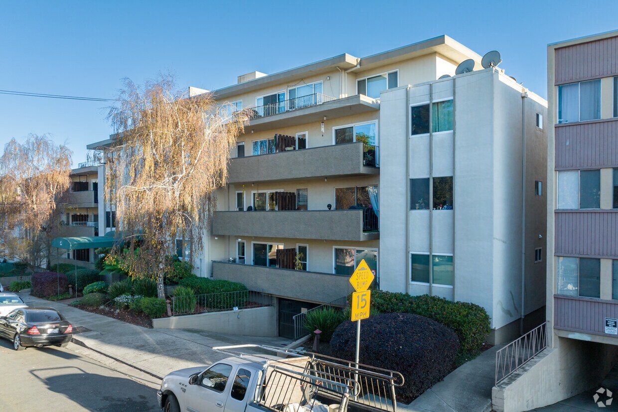 Foto principal - 360 Vernon St
