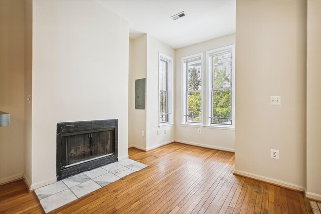 Building Photo - 2025 11th St NW