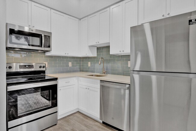 Building Photo - 6701 E Monterey Way