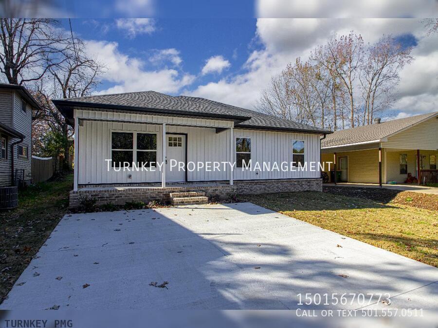 Foto principal - 4108 Longcoy St