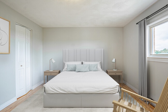 Building Photo - Monarq Apartments