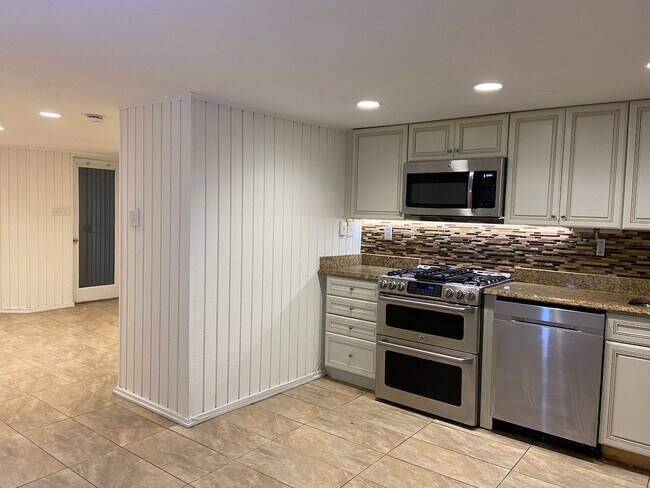 Cocina - 112 3rd St NE