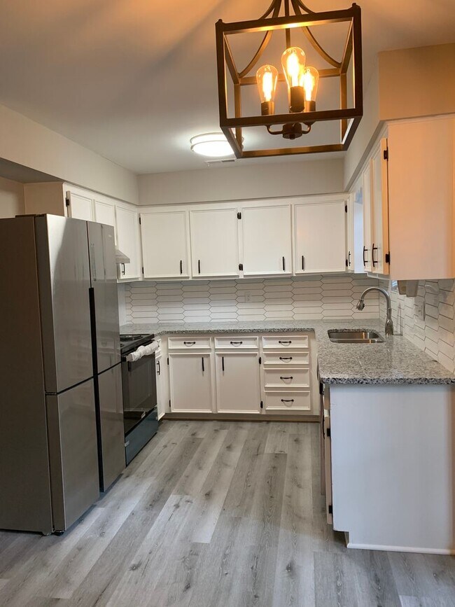 Building Photo - 5302