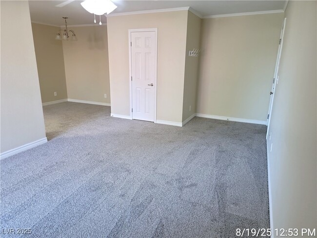 Foto del edificio - 5163 Indian River Dr