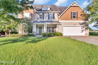 Building Photo - 100 Hunterswood Ct