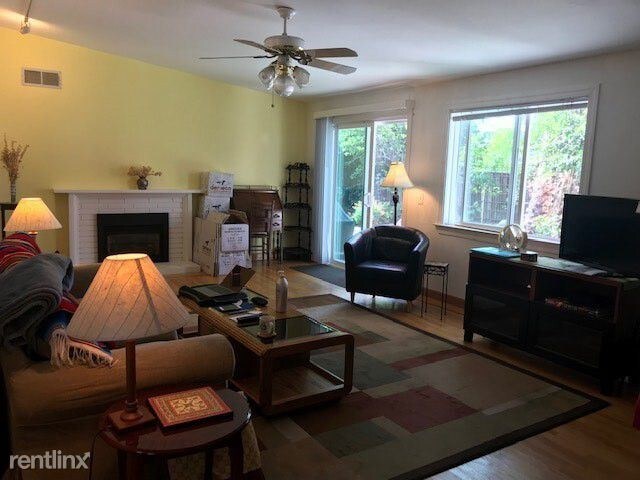 Foto del edificio - 3 br, 2 bath House - 4916 Esther Dr