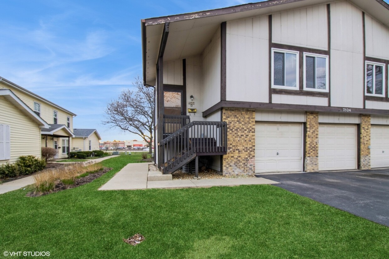 Foto principal - 7524 Bristol Ln