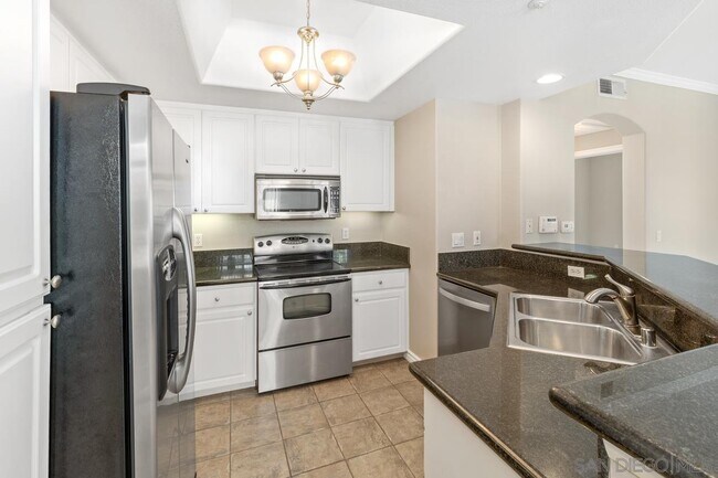 Foto del edificio - 9253 Regents Rd