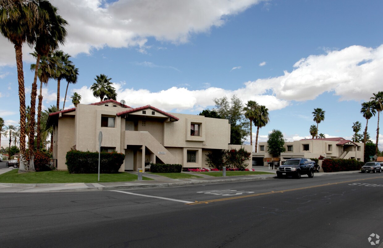 Primary Photo - 73420-73430 San Gorgonio Way