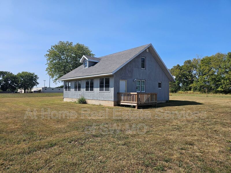 3315 W Waddill St, Springfield, MO 65802 House Rental in Springfield