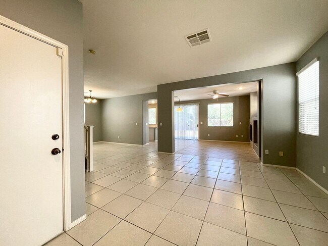 Foto del edificio - Fantastic two-story single-family house