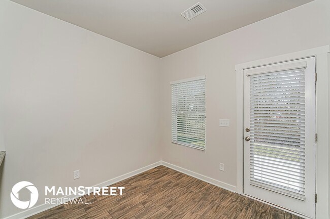 Foto del edificio - 5557 Cathwick Trc