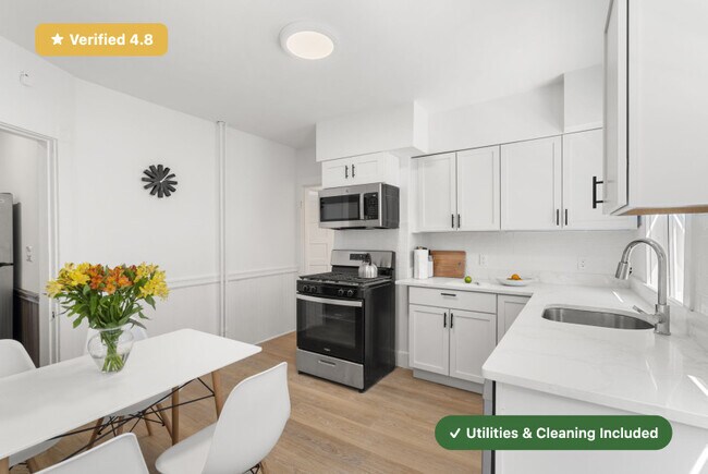 Foto del edificio - Furnished Bedroom in Jamaica Plain