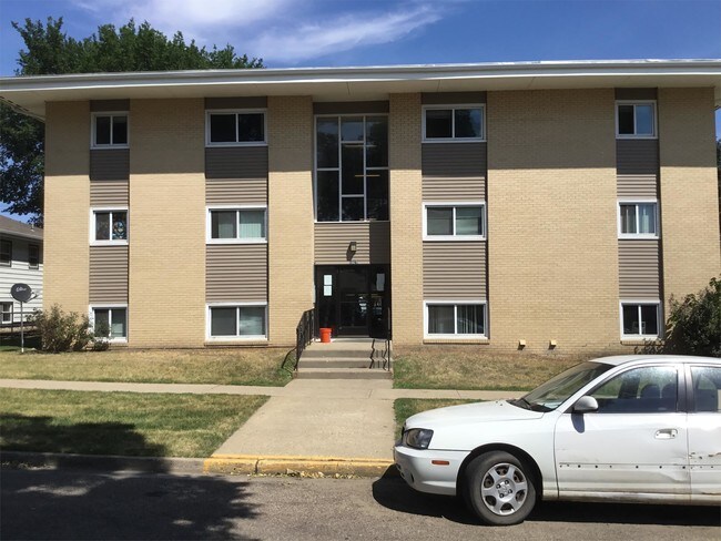 Building Photo - 1027 N 12th St