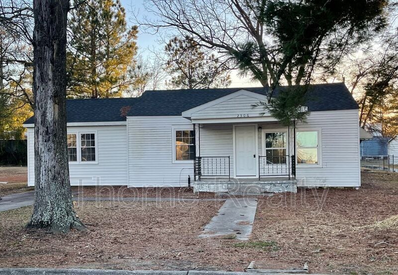 Primary Photo - 2306 St Andrew St