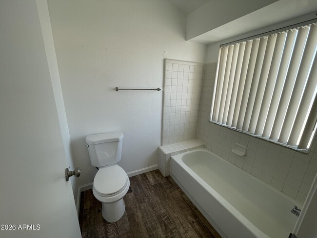 Building Photo - 3424 N Apache Cir