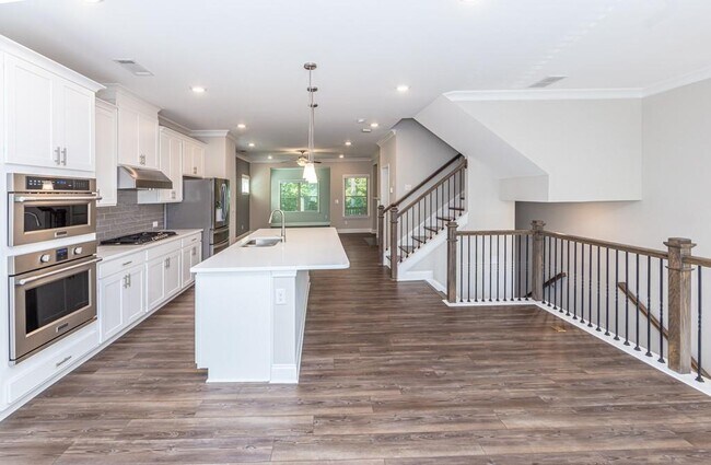 Foto del edificio - 5107 Chesterfield Ln