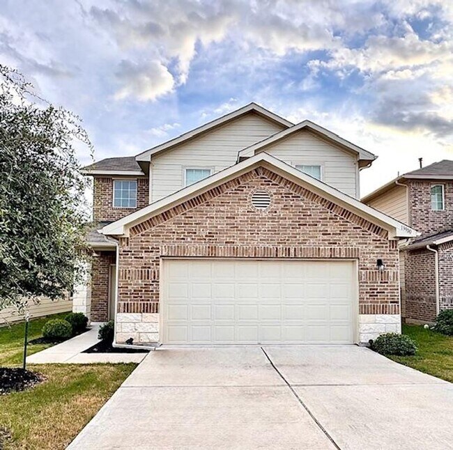 Foto del edificio - Cantarra Subdivision / Greenbelt / Single ...
