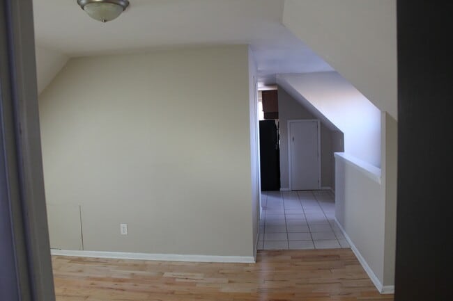 Building Photo - 1051 Hunter Ave