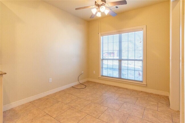 Building Photo - 4053 Zion Valley Dr