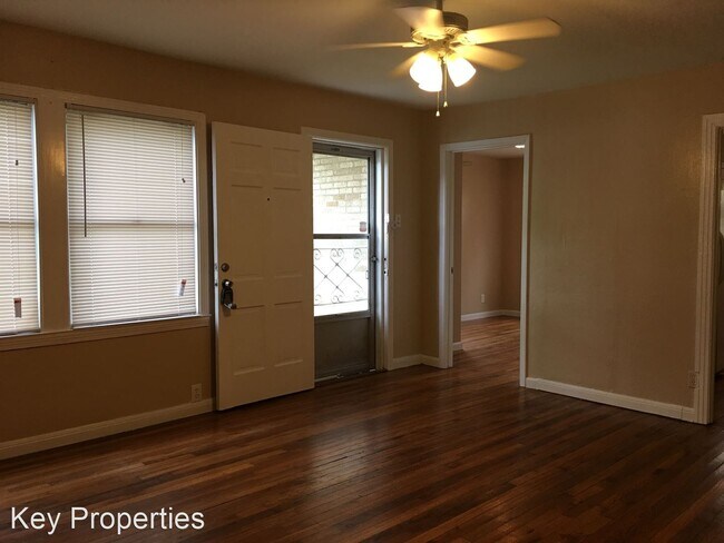 Building Photo - 3 br, 1 bath House - 2621 Mission Street
