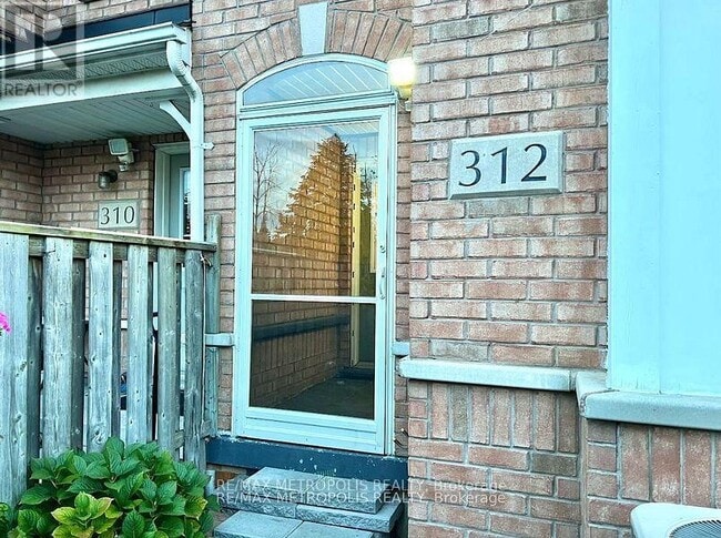 Building Photo - 312 McLevin Ave