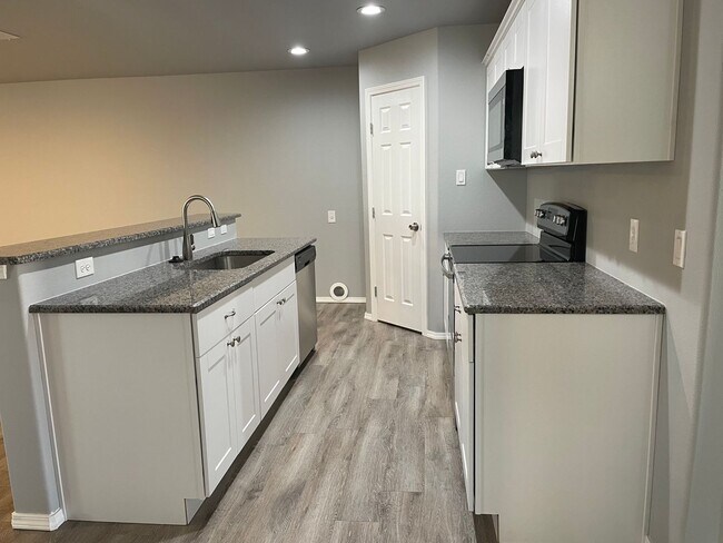 Foto del edificio - 1303 N. Colton- HW - FOR SALE