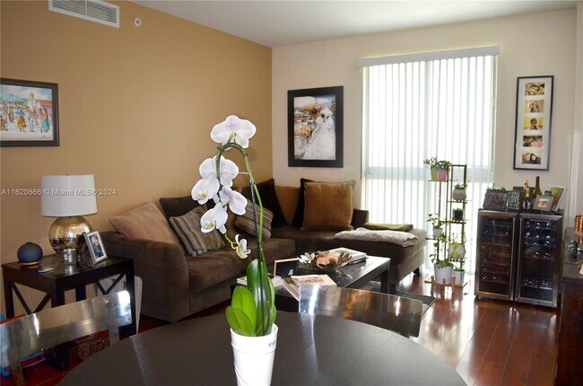 Building Photo - 7275 SW 90th Way