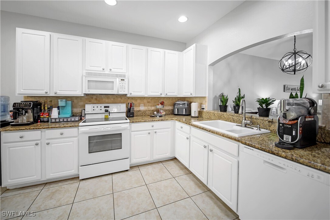 Foto principal - 14151 Fall Creek Ct